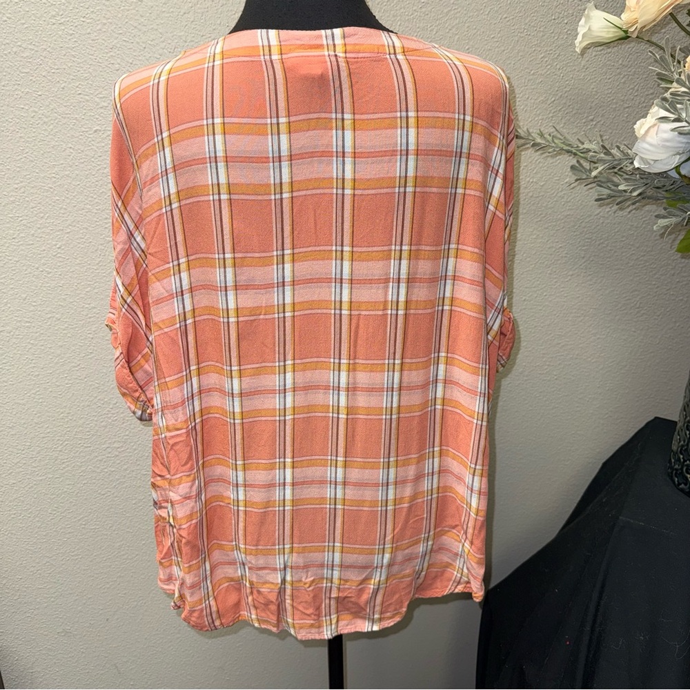 a.n.a Peach Plaid Twist Front Button Blouse XL Boho Summer Top - Picture 3 of 7
